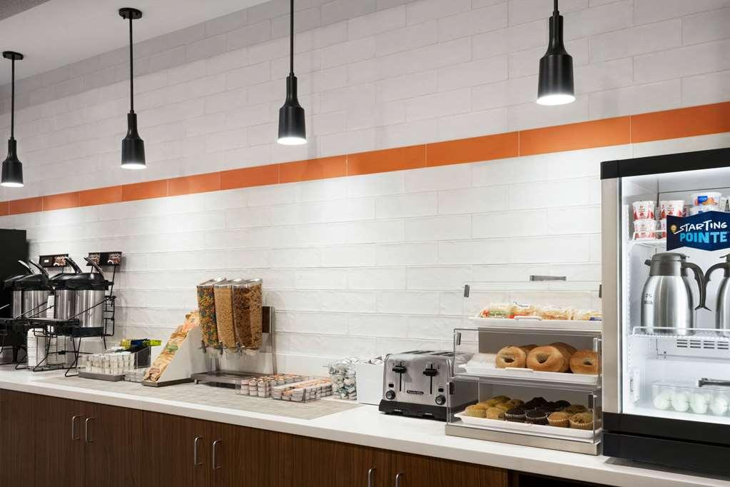 Hawthorn Suites By Wyndham Del Rio Facilities photo